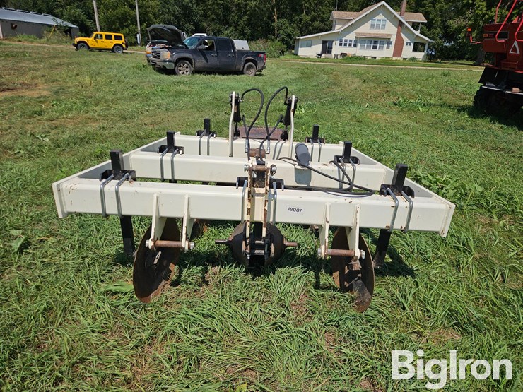 patriot-pivot-track-closer-image-2