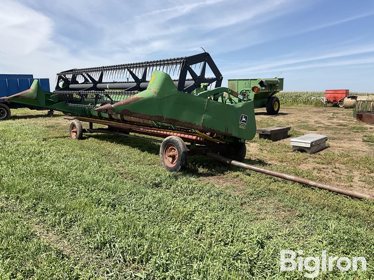 1995-john-deere-920-image-1