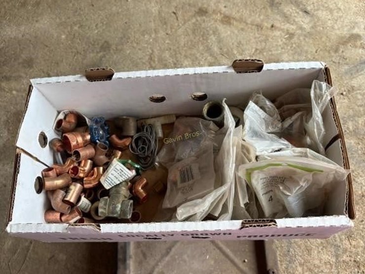 assorted-copper-pipe-fittings,-etc-image-1