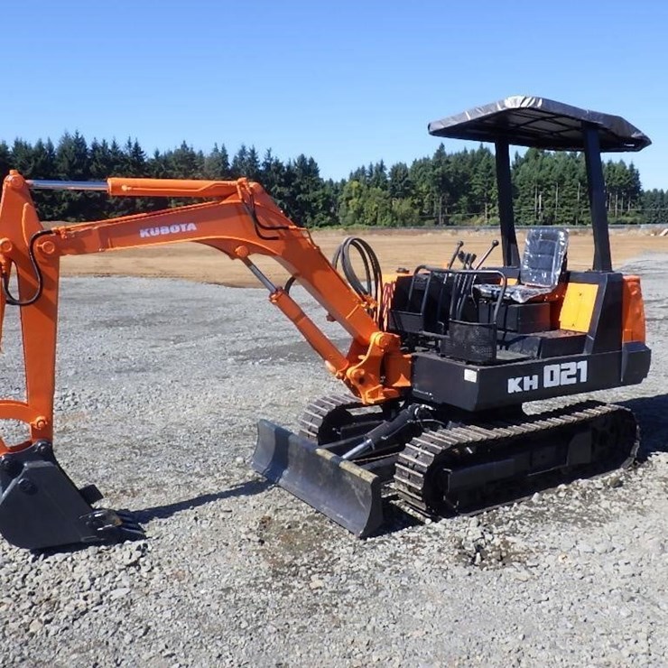 KUBOTA KH021