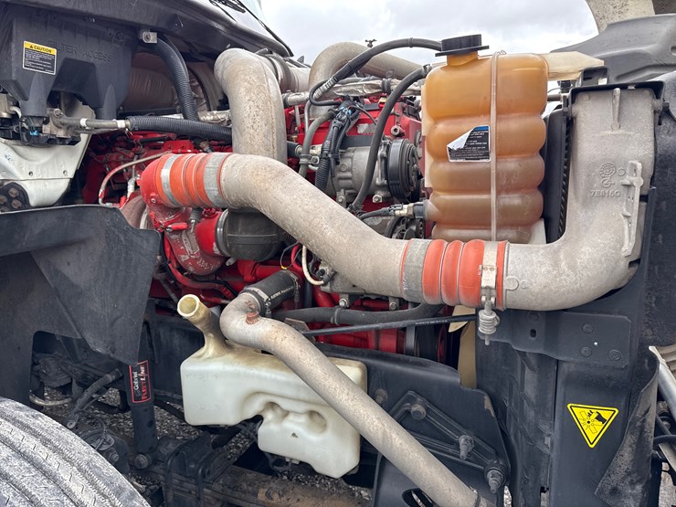 2015-international-prostar-image-60