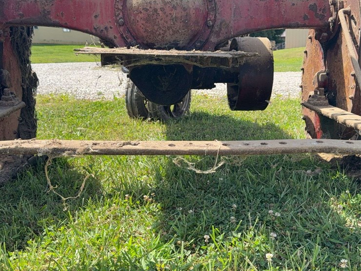 farmall-f-20-image-30