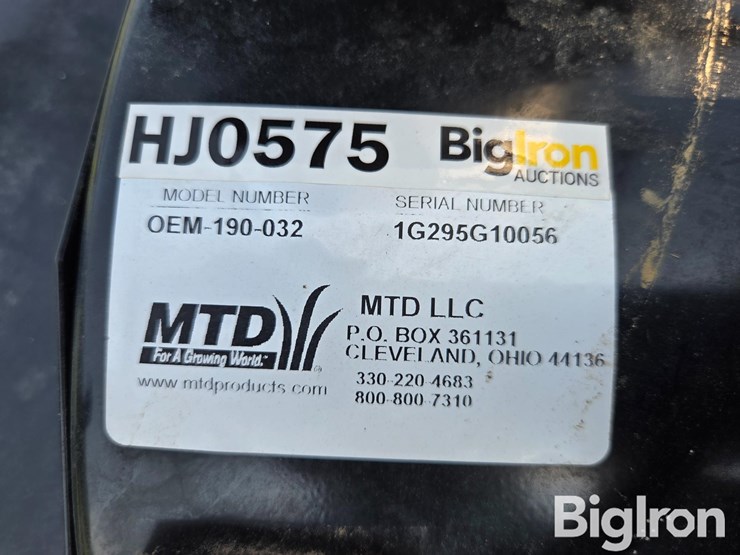 john-deere-318-image-17