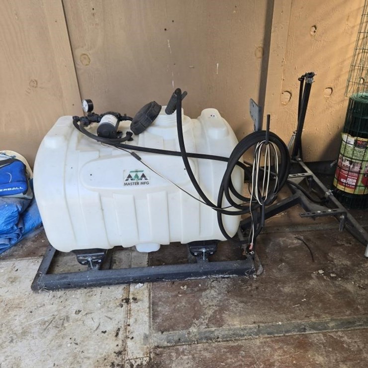Skid mount sprayer 55 gal