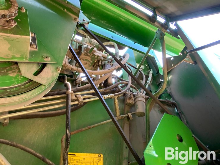 john-deere-546-image-17