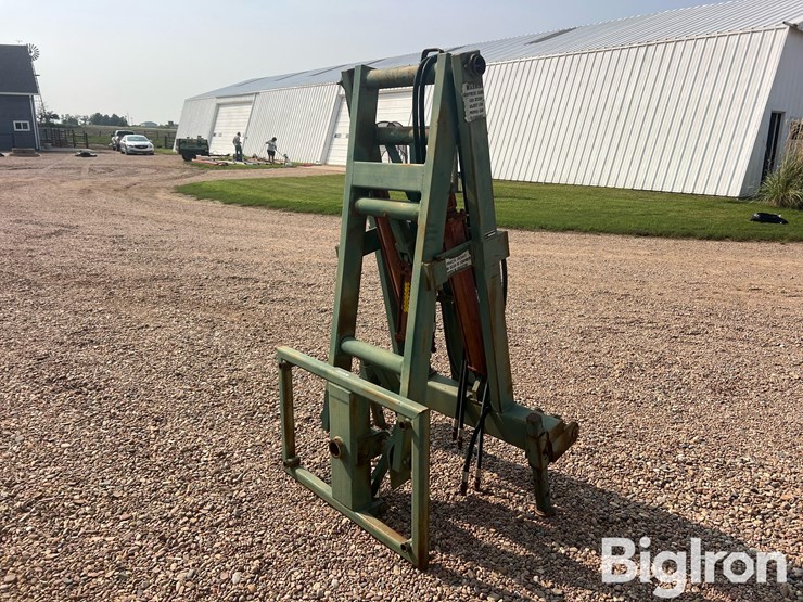 hydra-stinger-bale-mover/stacker-image-1