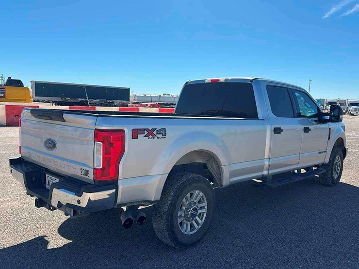 2019-ford-f250-image-3