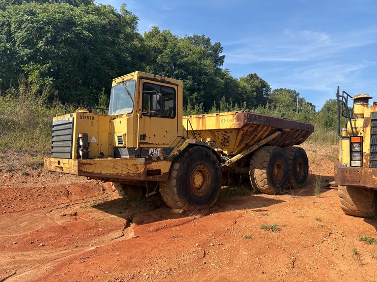 caterpillar-d400e-image-1