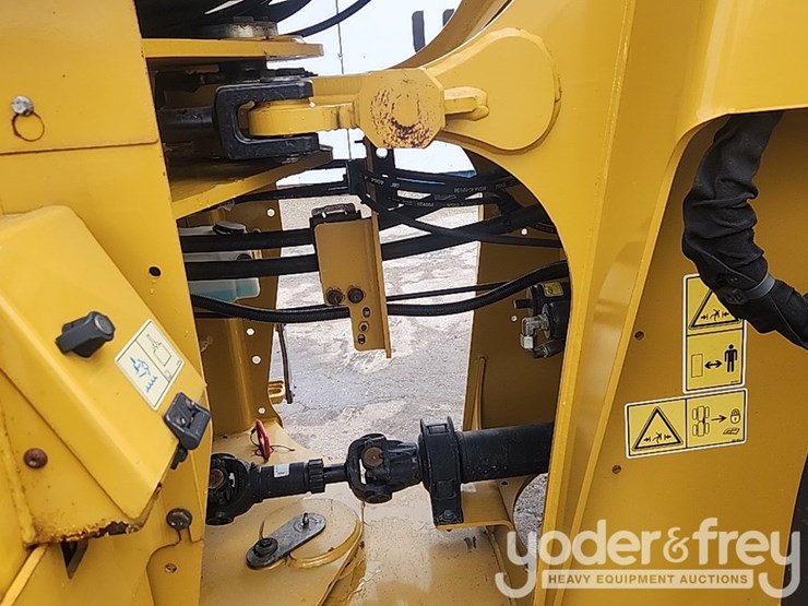 2018-caterpillar-910m-image-16