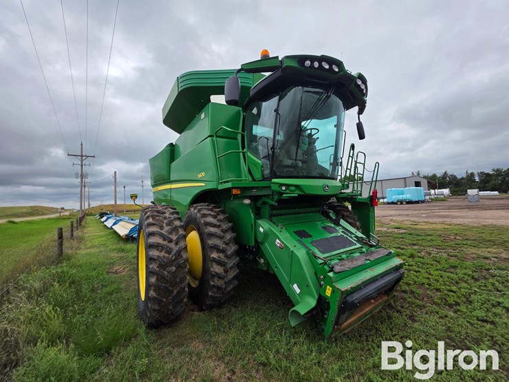 2012-john-deere-s670-image-10