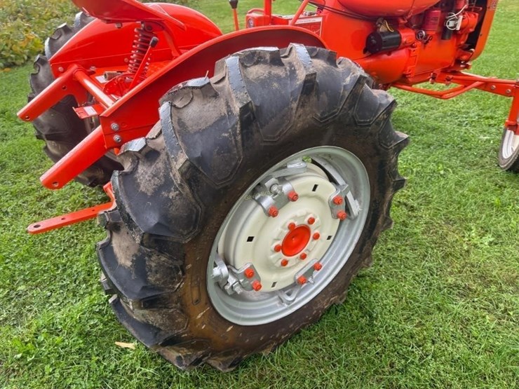 allis-chalmers-ca-tractor-image-13