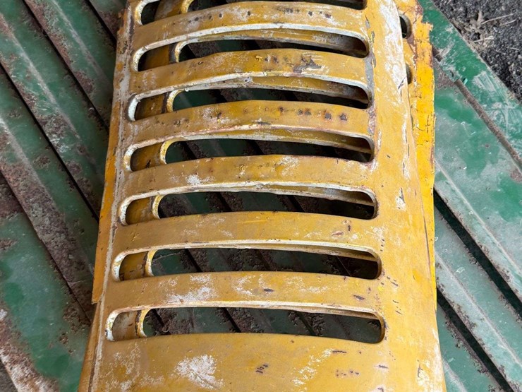 side-panels-and-grille-image-2