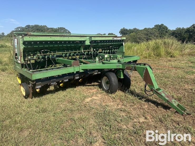 john-deere-750-image-3