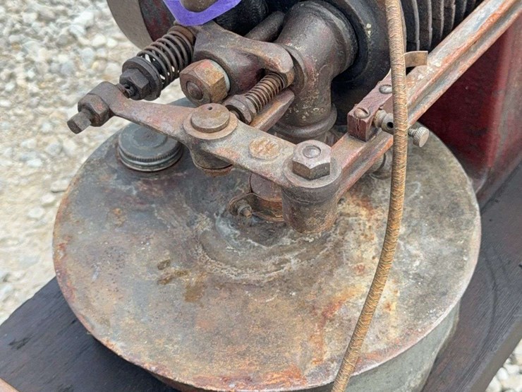 international-tom-thumb-engine-image-31