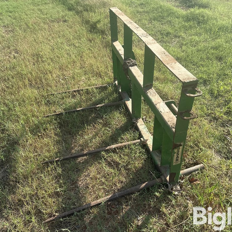 Vassar 4 Prong Bale Spike