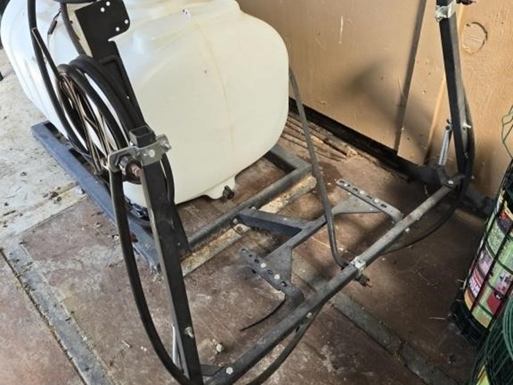 skid-mount-sprayer-55-gal-image-2