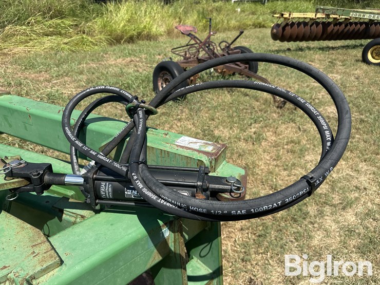 john-deere-975-image-11