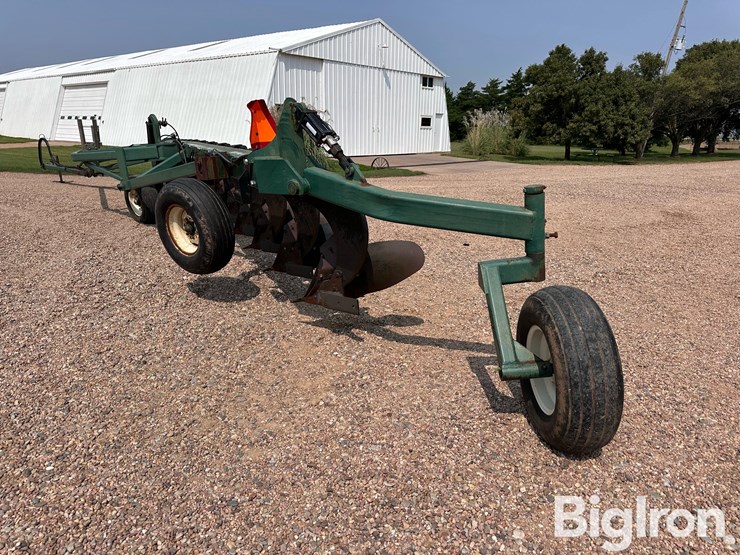 baker-12-16”-12-bottom-land-plow-image-6