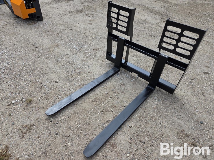 2025-msi-pallet-fork-attachment-image-1
