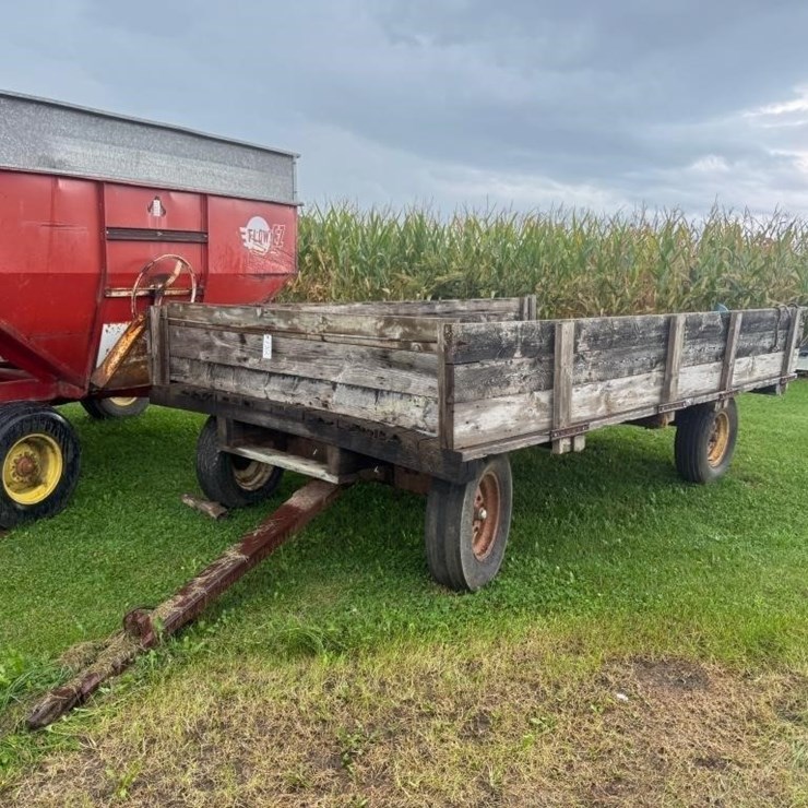 EZ Trail Flat Rack Wagon