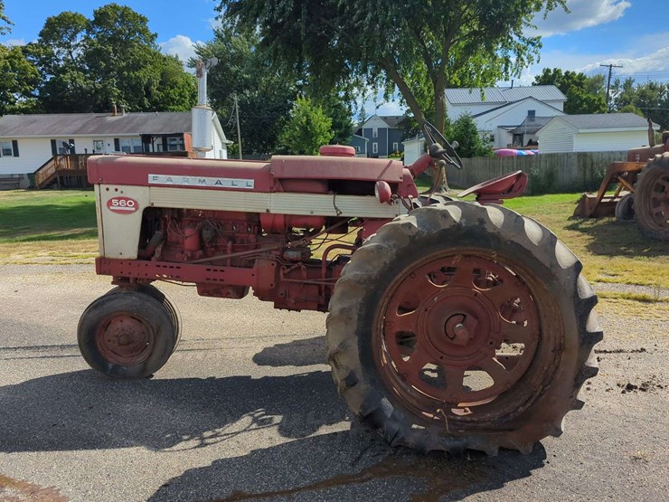 farmall-560-image-9