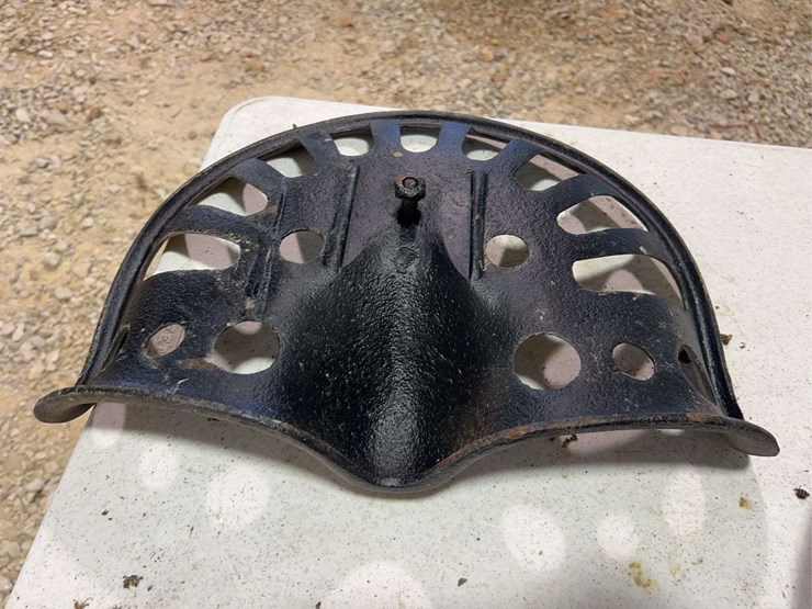 (3)-cast-iron-seats-image-5