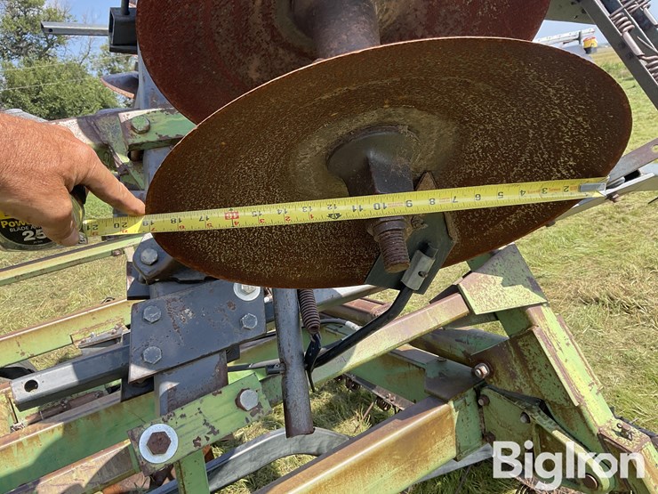 john-deere-230-image-17