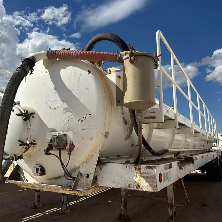 2011 TROXELL VACUUM
