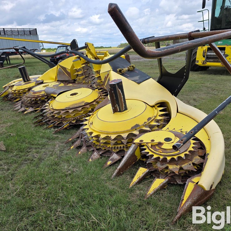 2013 JOHN DEERE 770