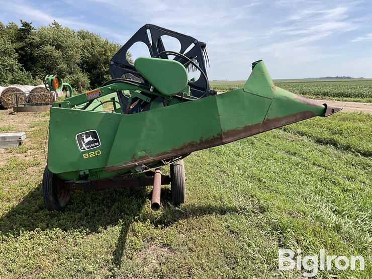 1995-john-deere-920-image-4