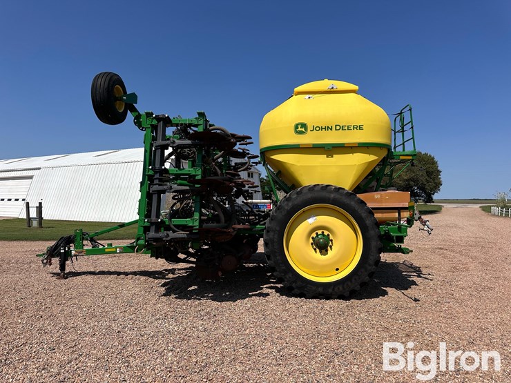 2016-john-deere-2510h-image-8