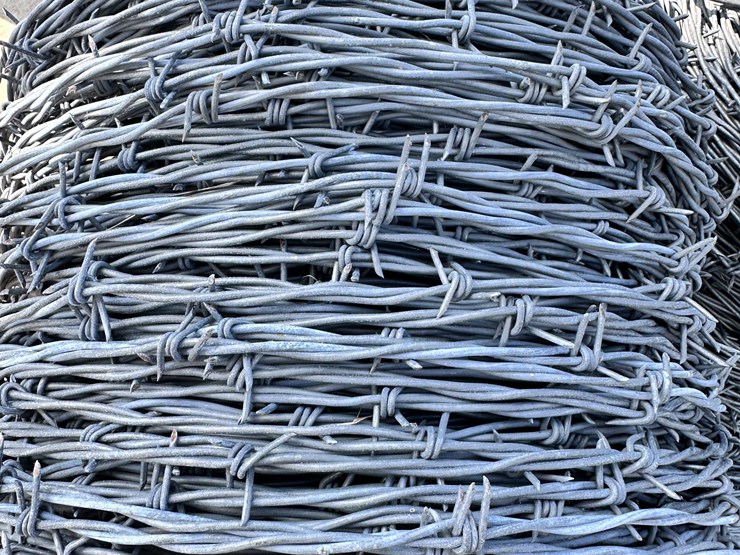 pallet-barbwire-image-9