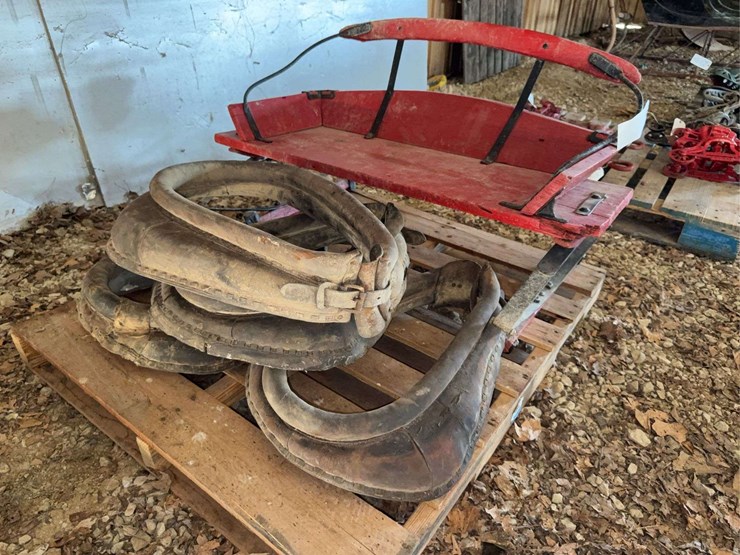 (4)-horse-collars-and-a-wagon-seat-image-1