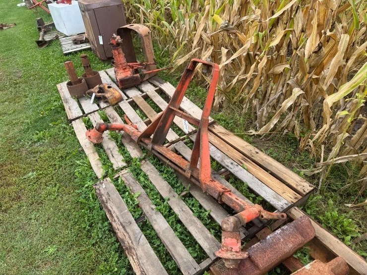 allis-chalmers-wide-front-image-2