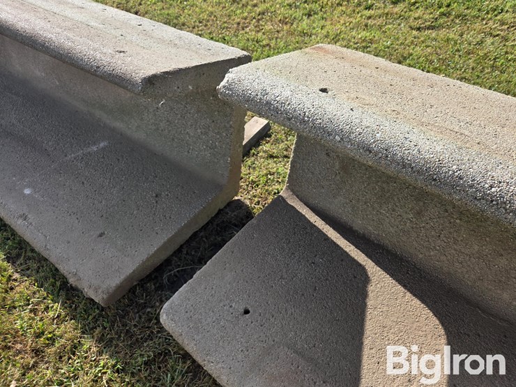 concrete-feed-bunks-image-12