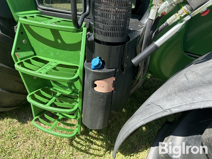 2014-john-deere-6115m-image-16