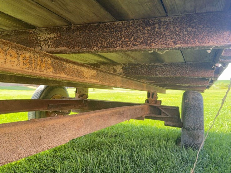 hay-wagon-image-15