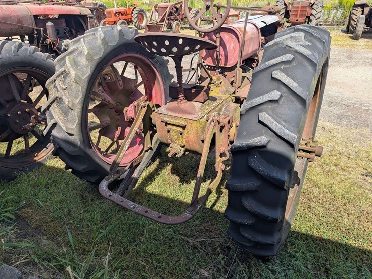 farmall-f-14-image-3