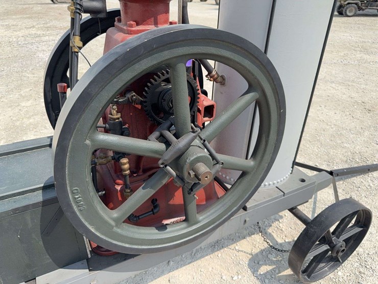 3-hp-international-harvester-“famous”-vertical-engine-image-9