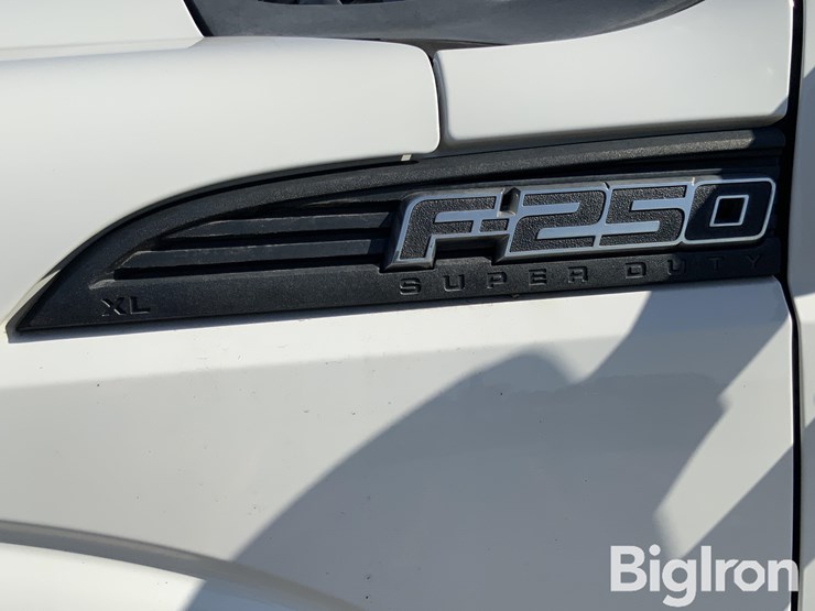 2013-ford-f250-xl-image-14