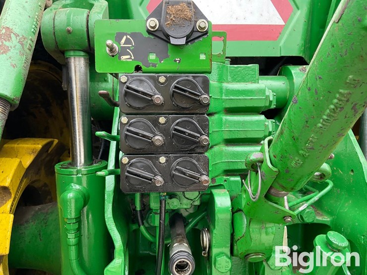1997-john-deere-8200-image-17