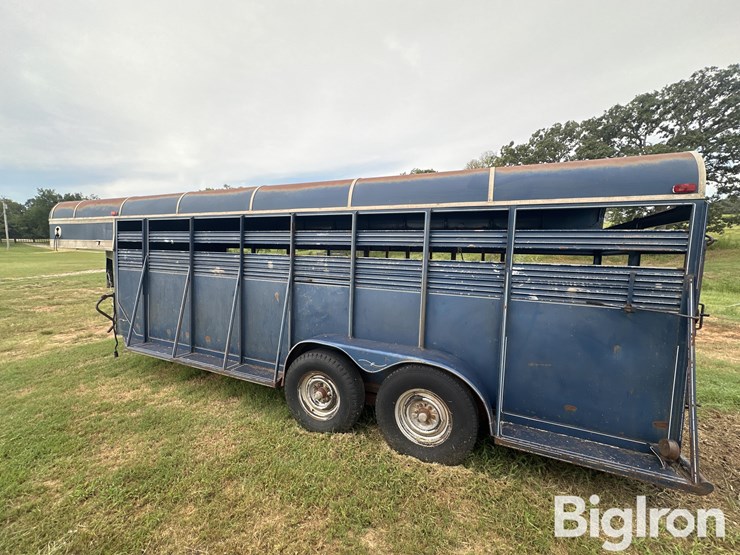 20’-steel-t/a-livestock-trailer-image-8