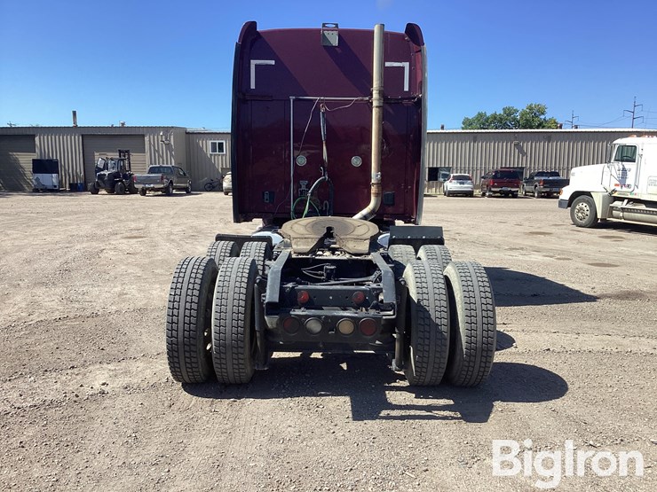 2007-kenworth-t2000-image-6