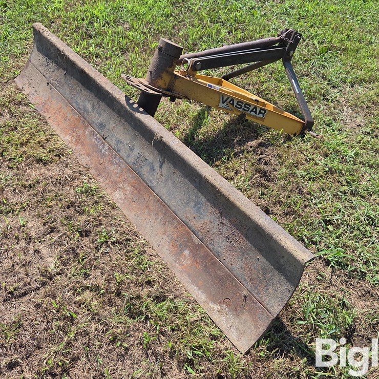 Vassar 3-Pt Blade