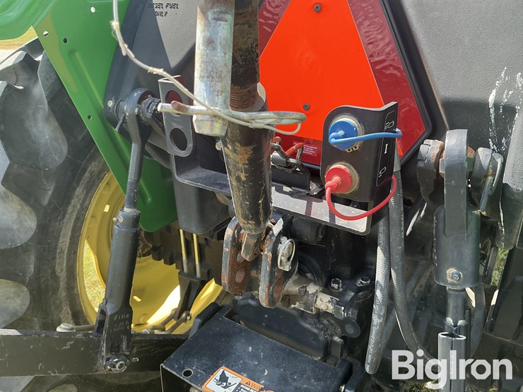 2004-john-deere-5103-image-19