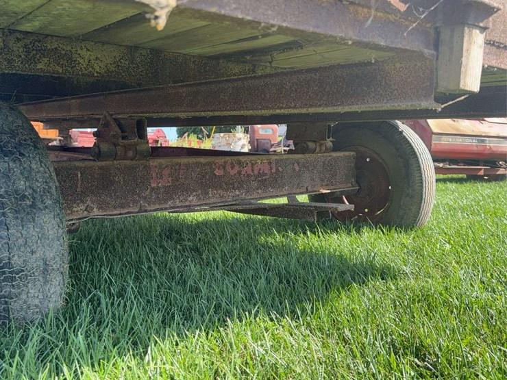 hay-wagon-image-20