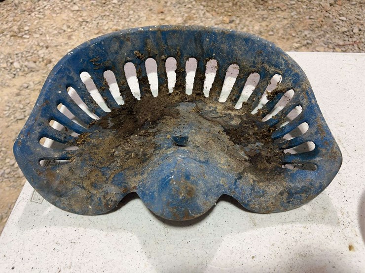 (3)-cast-iron-seats-image-2