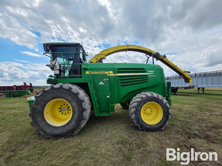 2010-john-deere-7950-image-8