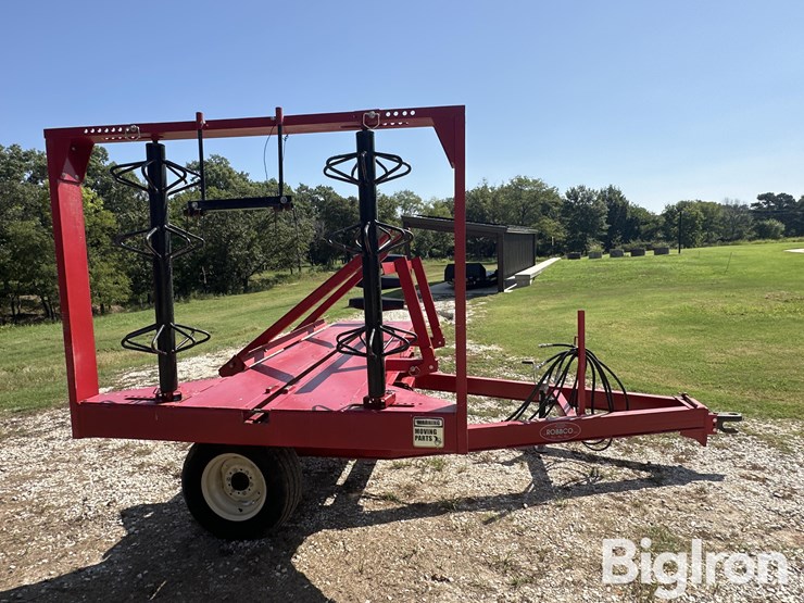 robbco-272-pull-type-bale-flaker-feeder-image-4