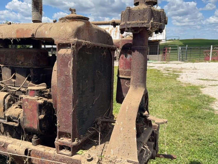 farmall-f-20-image-61